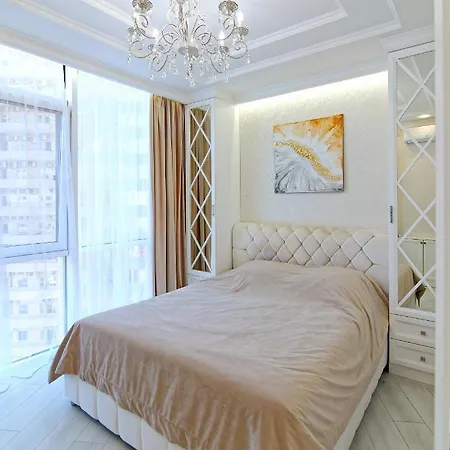 26 Sky In Arcadia Apartment *